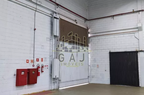 Salão industrial com 2040m² e 2 entradas - Distrito Industrial I - SBO/SP