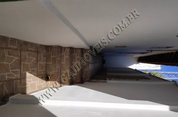 Casa comercial COM RENDA Jardim São Paulo.