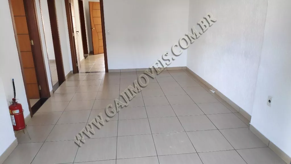 Prédio Inteiro à venda com 2 quartos, 170m² - Foto 2