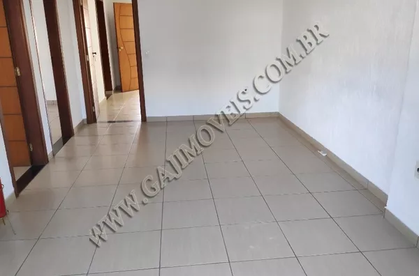 Casa comercial COM RENDA Jardim São Paulo.