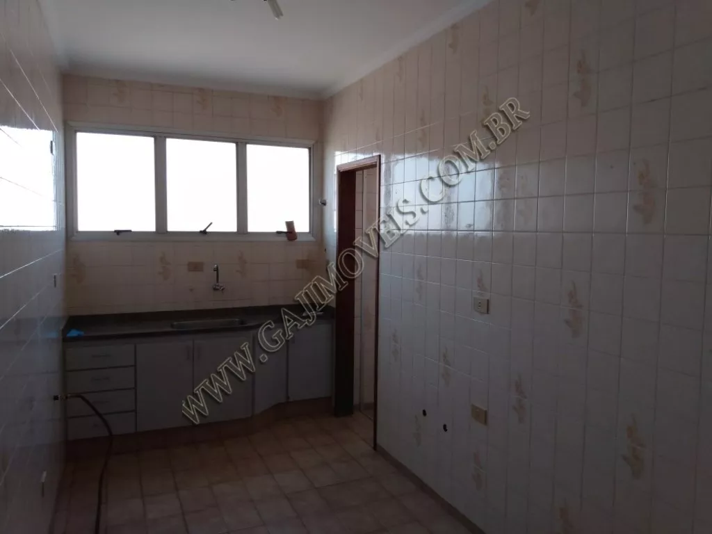 Apartamento à venda e aluguel com 3 quartos, 90m² - Foto 2