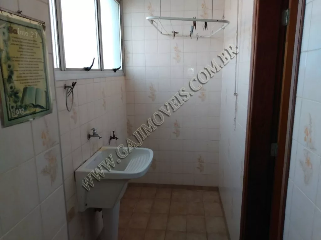 Apartamento à venda e aluguel com 3 quartos, 90m² - Foto 4