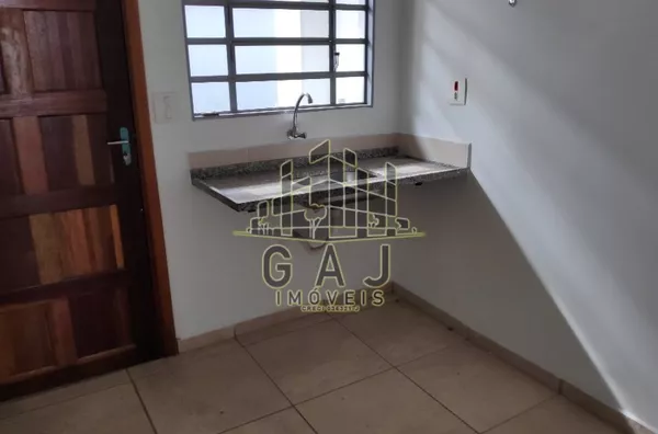 Salão comercial 227m² Av Cillos com mezanino - Americana/SP