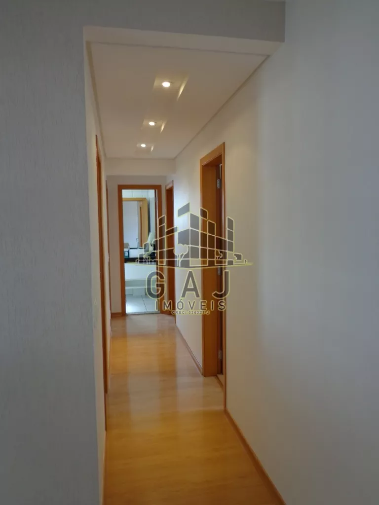 Apartamento à venda com 3 quartos, 130m² - Foto 4