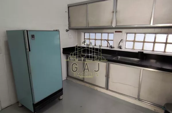 Casa comercial salas + recepção 168m² Centro - Americana/SP