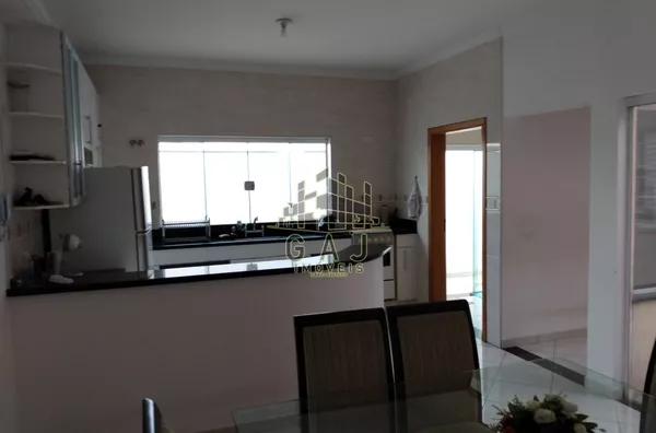 Casa 3 dorms c/ suíte Jd Ipiranga - Americana/SP