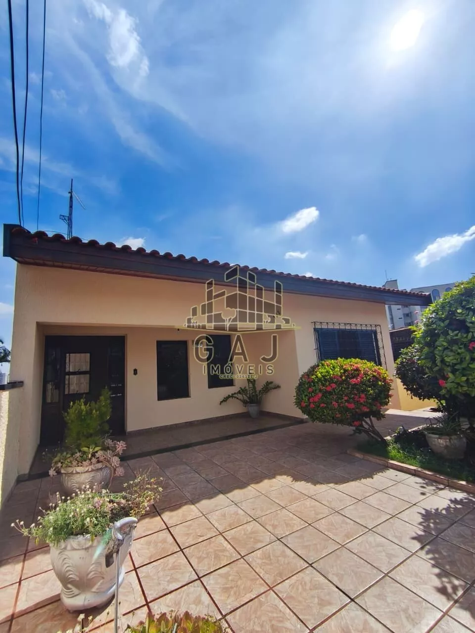 Casa, 3 quartos, 200 m² - Foto 1