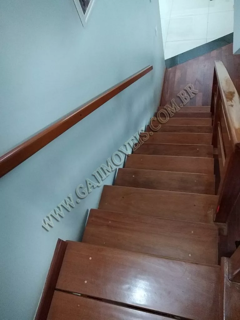 Casa à venda com 4 quartos, 300m² - Foto 16