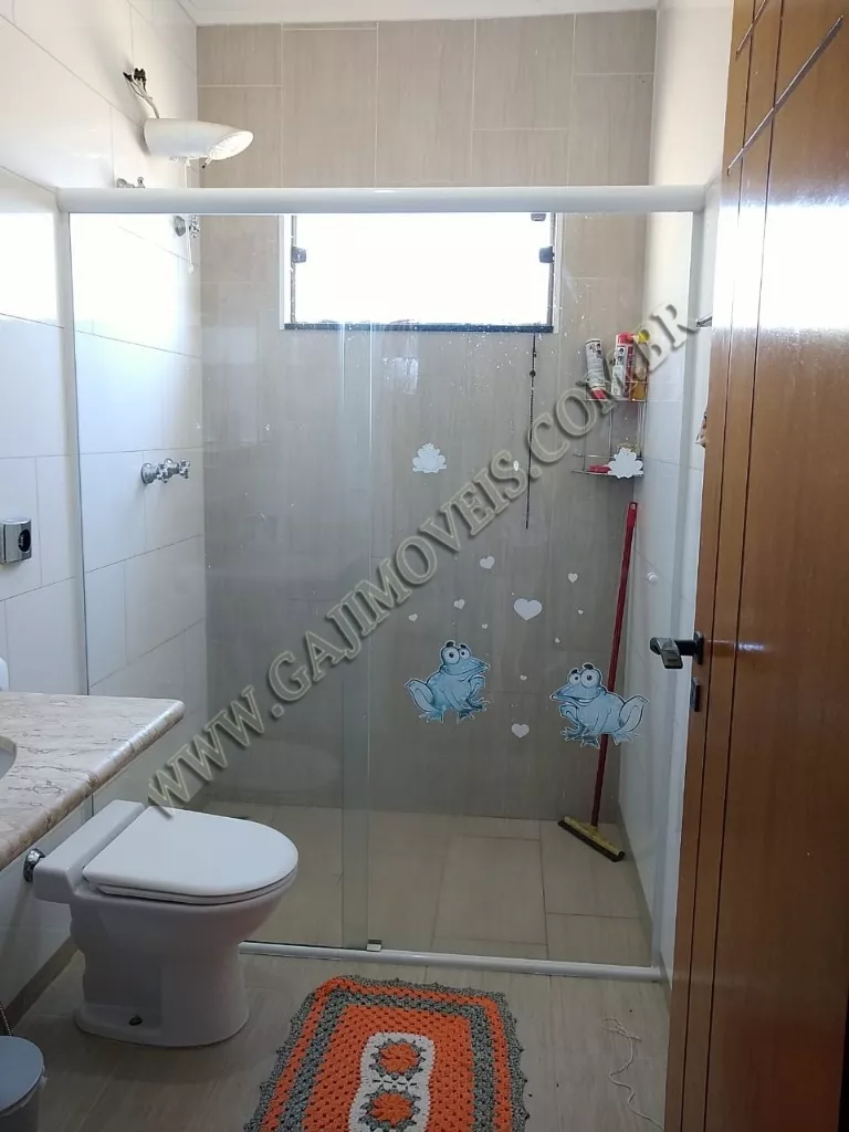 Casa à venda com 4 quartos, 300m² - Foto 18