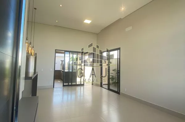 Casa em condomínio c/ 3 suítes Jd Firenze - SBO/SP