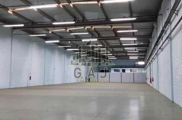 Salão industrial com 2040m² e 2 entradas - Distrito Industrial I - SBO/SP