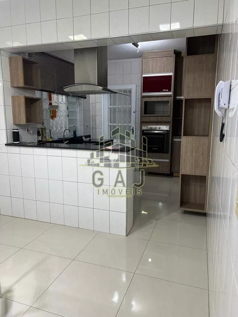 Casa à venda com 3 quartos, 161m² - Foto 13