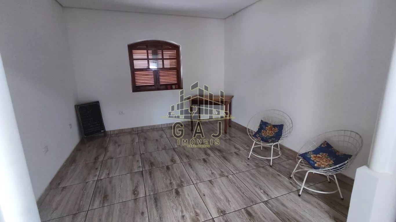 Casa para alugar com 1 quarto, 59m² - Foto 1