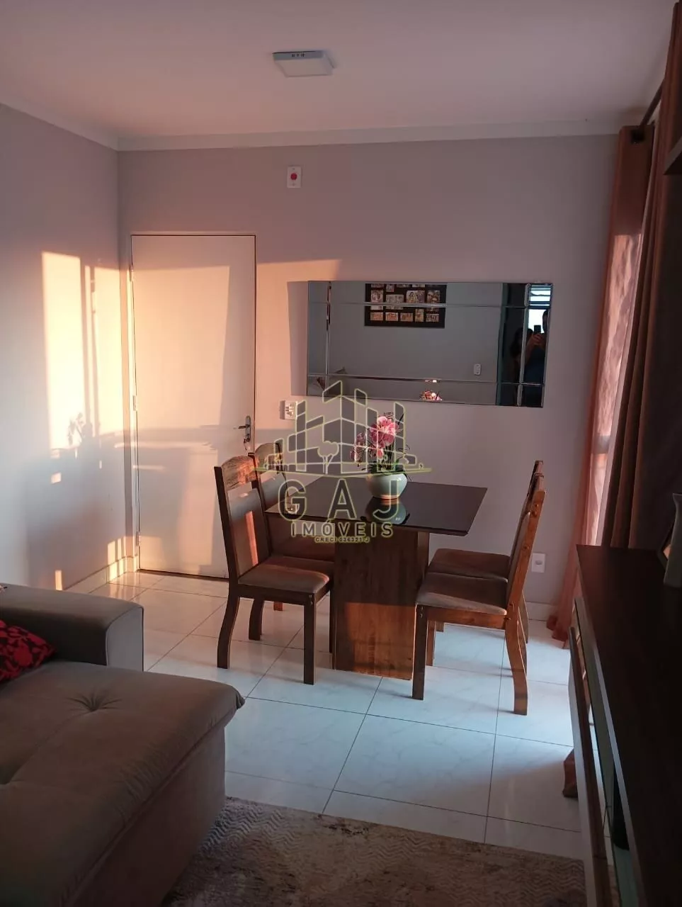 Apartamento à venda com 2 quartos, 55m² - Foto 2