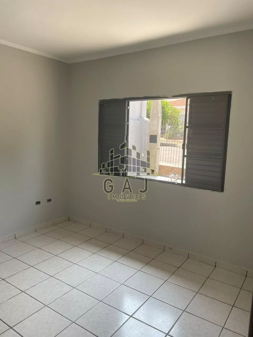 Casa à venda com 3 quartos, 131m² - Foto 3