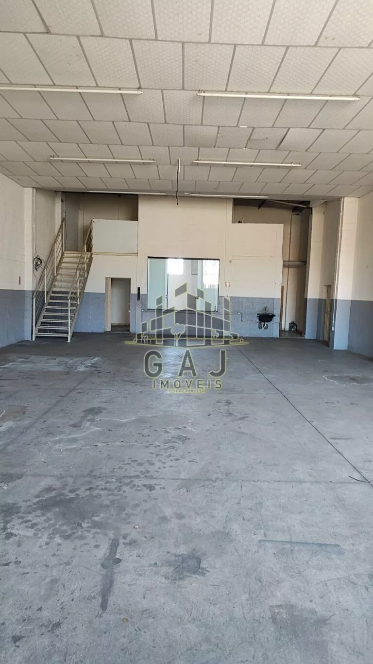 Prédio Inteiro para alugar, 199m² - Foto 2