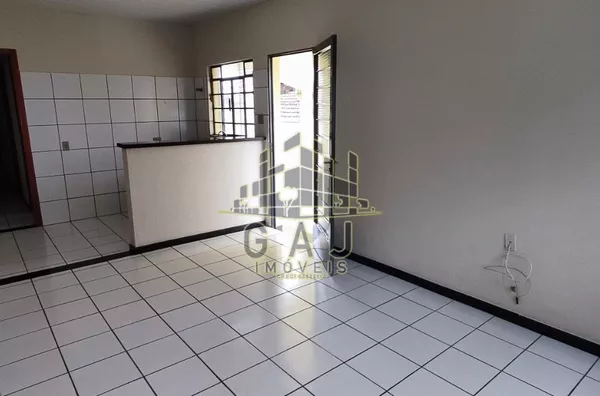 Casa residencial 2 dormitórios no Centro de Americana-SP