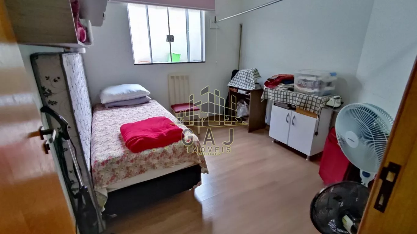 Casa à venda com 3 quartos, 98m² - Foto 15