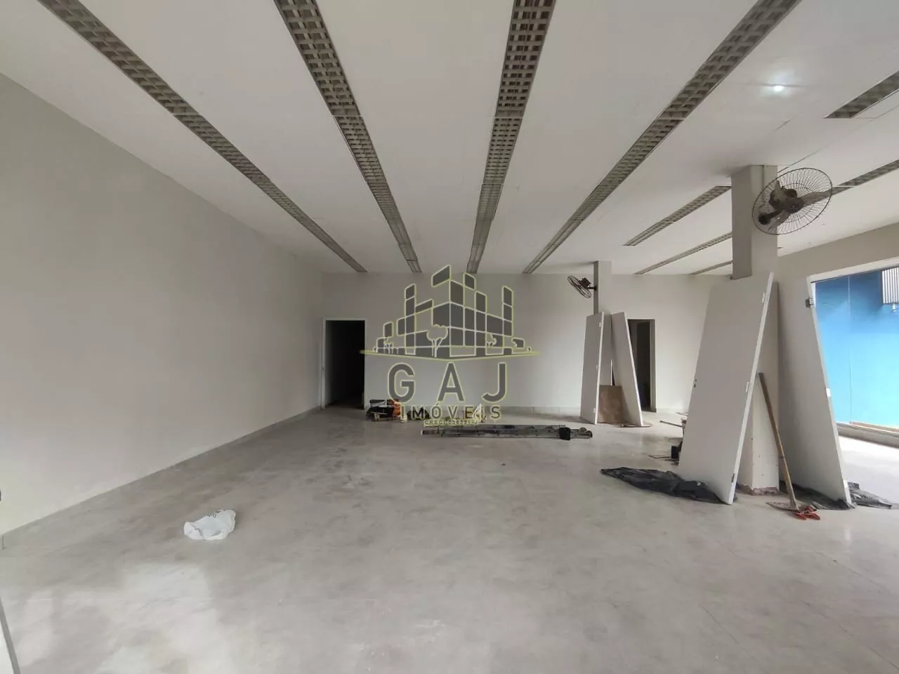 Prédio Inteiro para alugar, 138m² - Foto 2