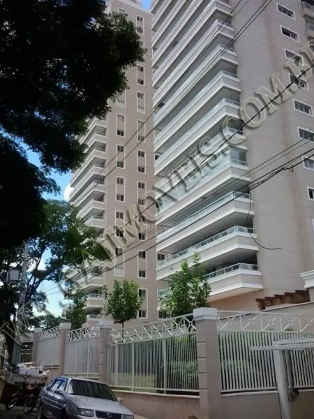 Apartamento à venda com 4 quartos, 358m² - Foto 1