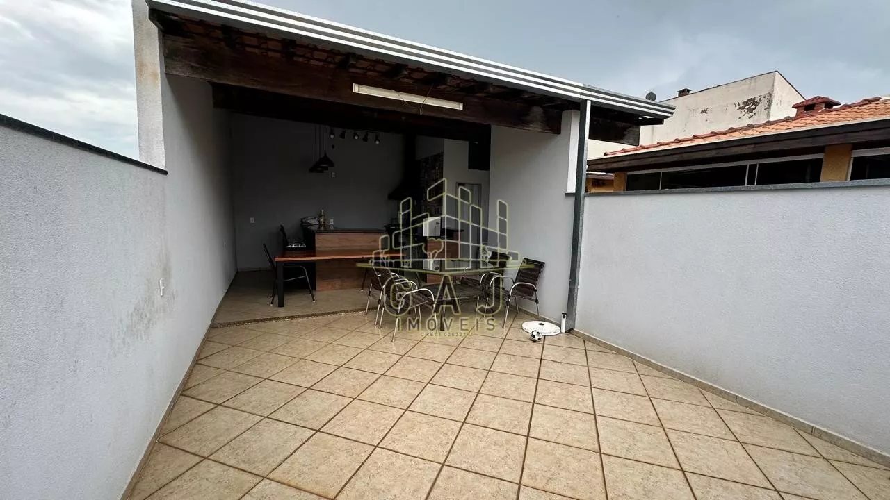 Casa à venda com 3 quartos, 175m² - Foto 16