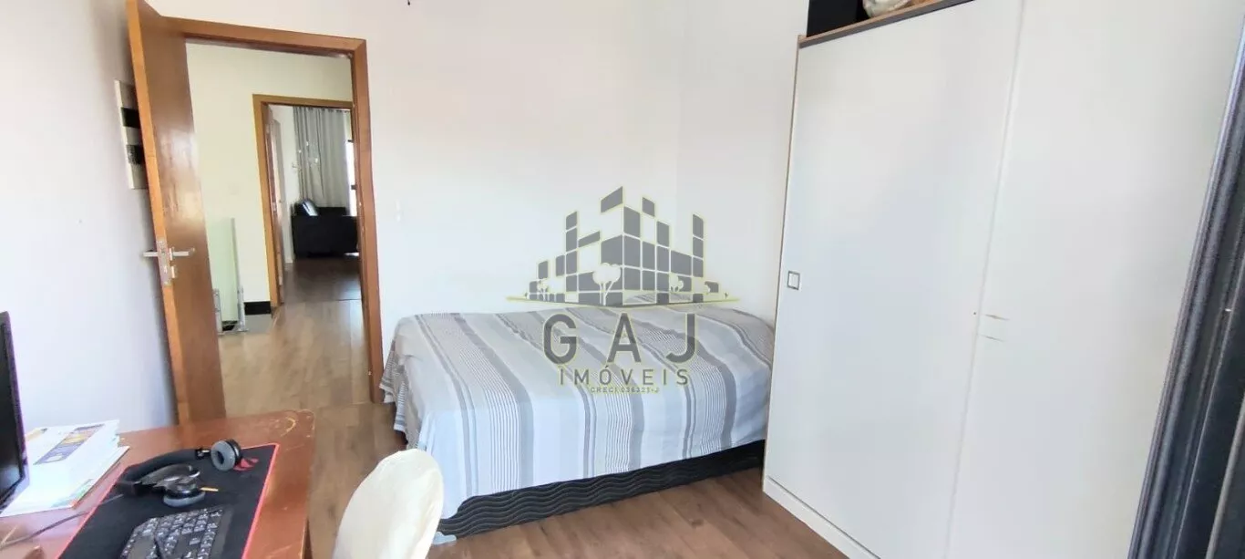 Casa à venda com 3 quartos, 180m² - Foto 16