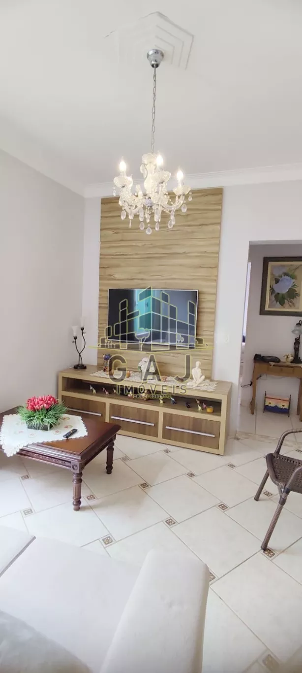 Casa à venda com 3 quartos, 200m² - Foto 4