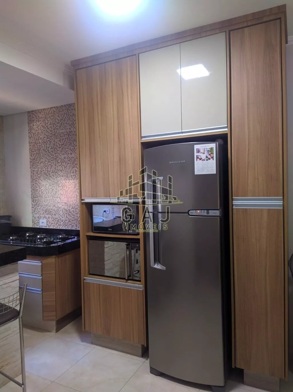 Apartamento à venda com 2 quartos, 87m² - Foto 3