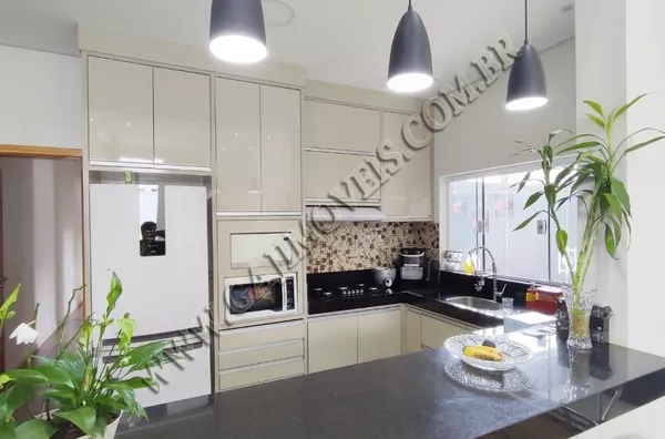 Casa residencial 3 dorms c/ suite e piscina - Terras Sta Barbara - SBO