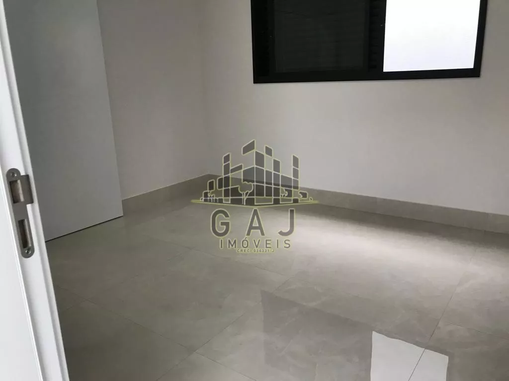 Casa à venda com 3 quartos, 220m² - Foto 16