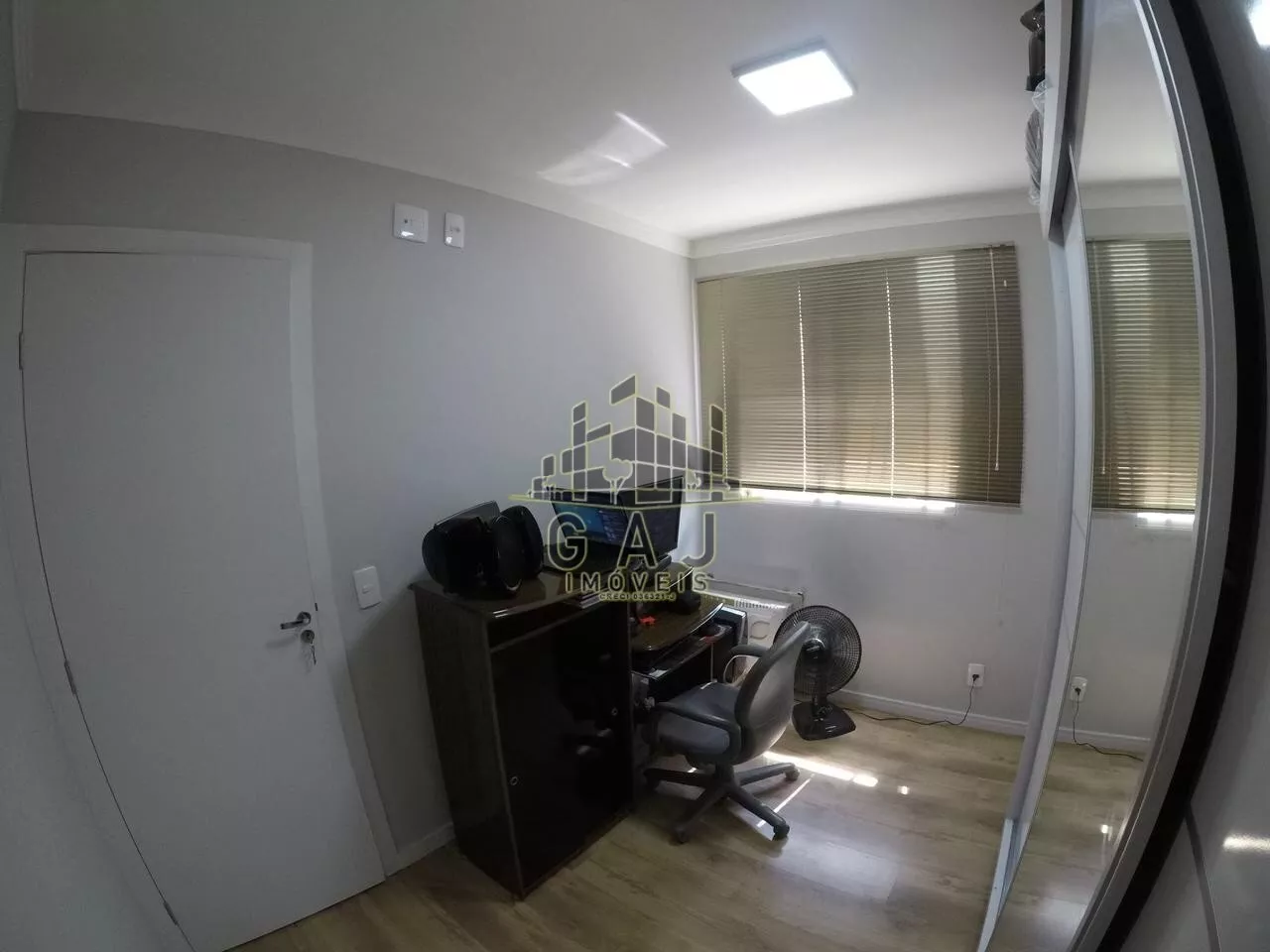 Apartamento à venda com 2 quartos, 42m² - Foto 9