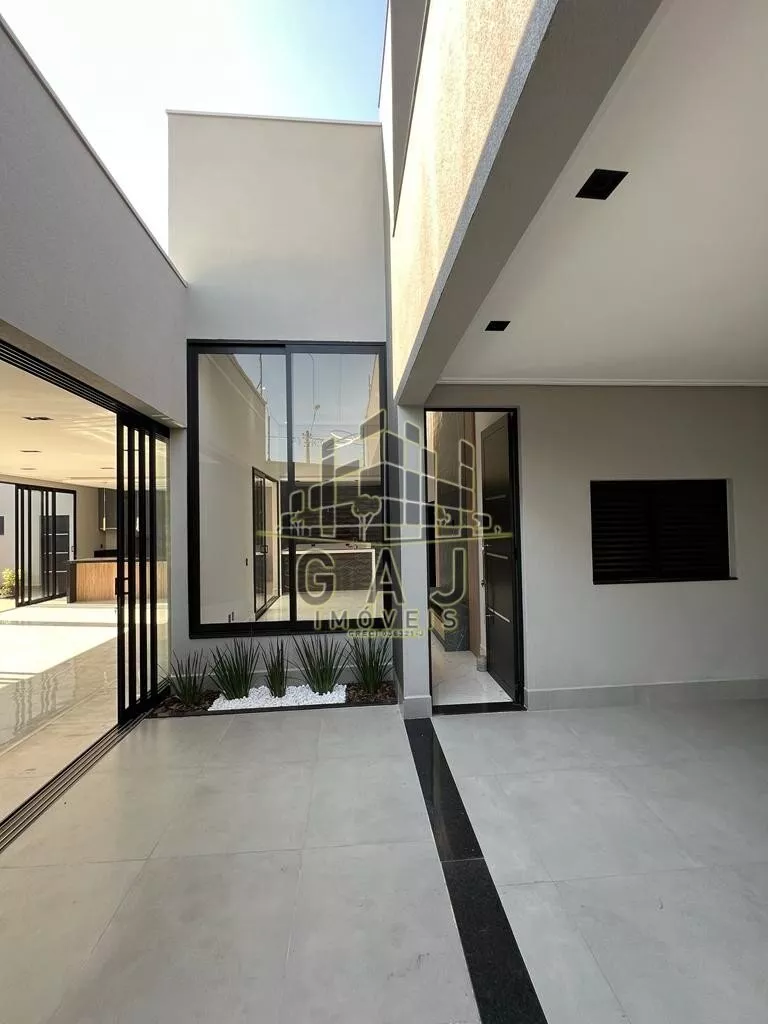 Casa à venda com 3 quartos, 215m² - Foto 5