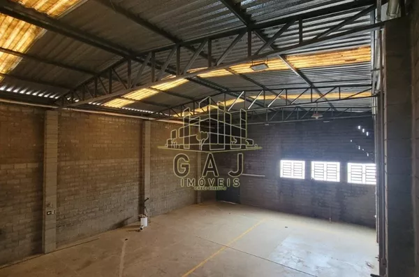 Salão com renda e 300m² - São Luiz - Americana/SP