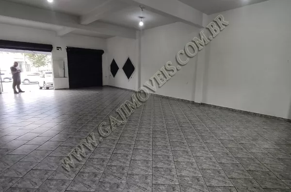 Salão comercial 124m² na Av Amizade - SBO/SP