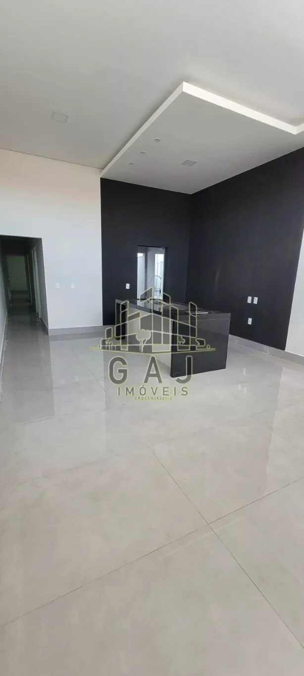 Casa à venda com 3 quartos, 100m² - Foto 1