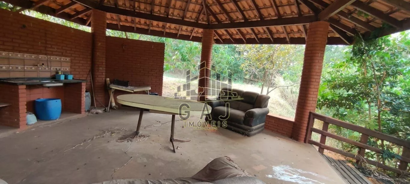 Fazenda à venda com 3 quartos, 390m² - Foto 2