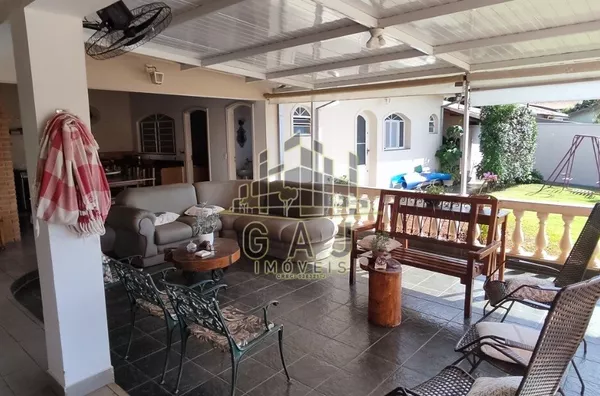 Casa 4 dorms c/ 2 suítes Pq Novo Mundo - Americana/SP