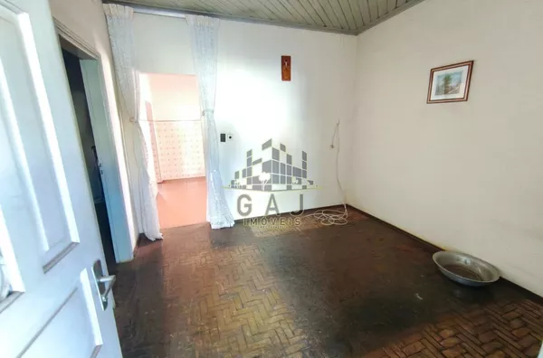 Casa antiga 80m² 2 dorms Jd São Paulo - Americana/SP