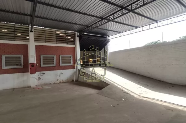 Salão industrial c/ 3.362m² - Frente a SP-304 - Americana/SP