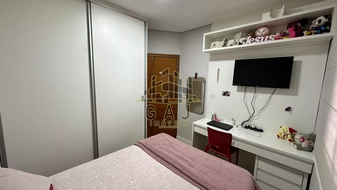 Casa à venda com 3 quartos, 175m² - Foto 8