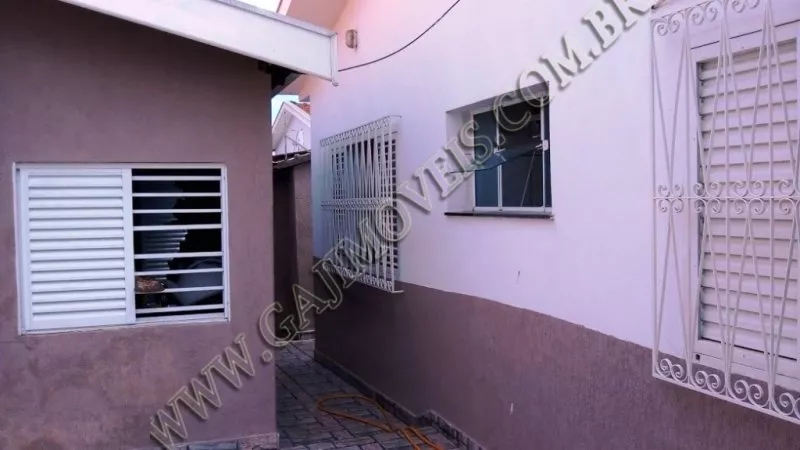 Casa à venda com 3 quartos, 210m² - Foto 22