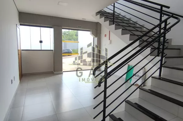 Salão industrial 884m² em condominio fechado - SBO/SP