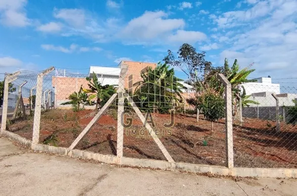 Terreno 307,6m²  esquina, plano - Terrazul - SBO/SP