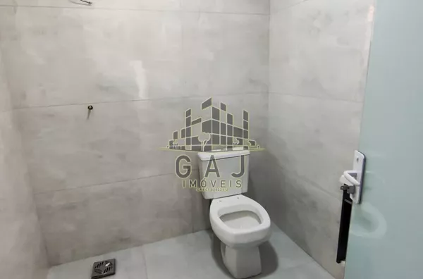 Casa 2 dorms c/ suíte REFORMADA Planalto do Sol - SBO/SP