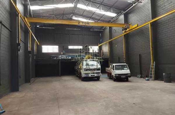 Salão industrial/comercial c/ 454m² Planalto do Sol II - SBO/SP