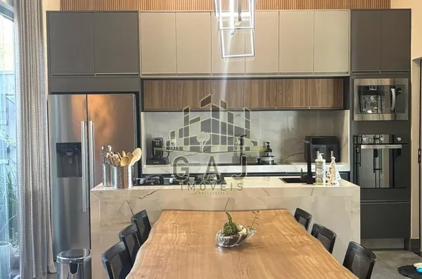 Casa em condomínio 185m² 3 dorms c/ 2 suites Jd Flores - SBO/SP