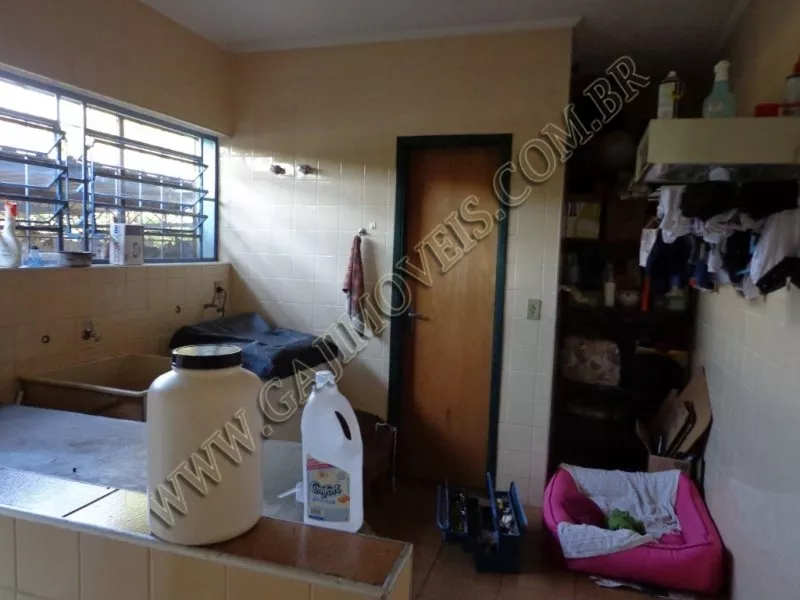 Casa à venda com 3 quartos, 226m² - Foto 16