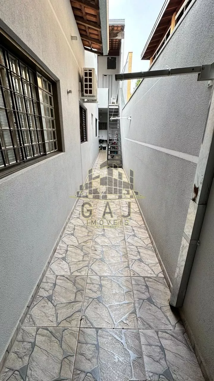 Casa à venda com 3 quartos, 175m² - Foto 14