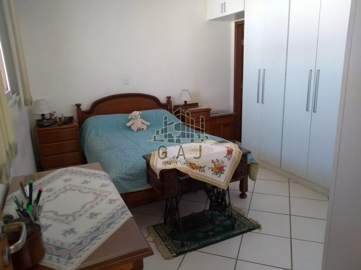 Casa à venda com 3 quartos, 240m² - Foto 22