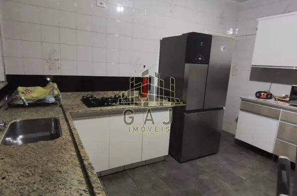 Casa 137m² 3 dorms c/ suíte Vale das Nogueiras - Americana/SP